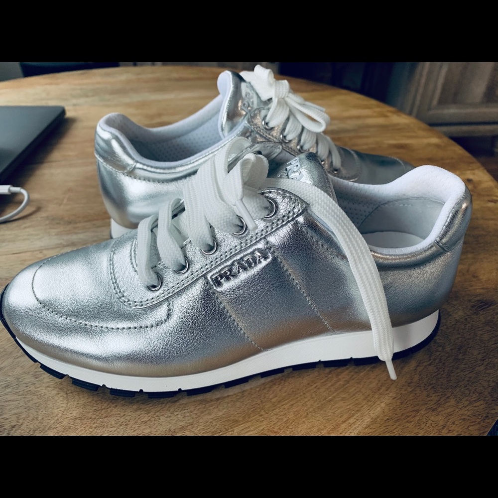 100% authentic Prada woman sneakers